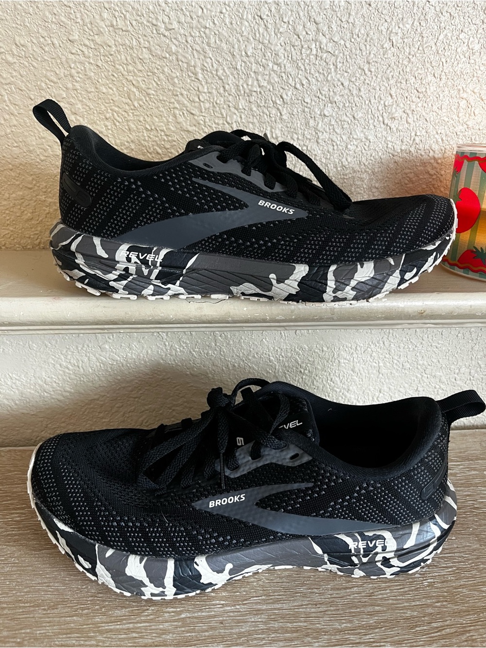 Brooks Revel 6 Women’s Running Gym Training Shoes Sneakers Balck Camo Size 7.5